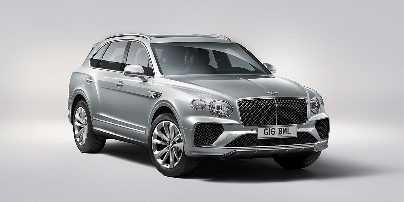 Bentley Jinhua Bentley Bentayga in Moonbeam paint, front three-quarter view, featuring a matrix grille and elliptical LED headlights.